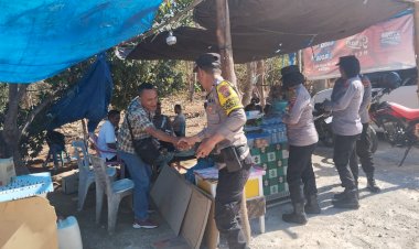 Jaga-Pemilukada-Damai,-Subsatgas-Binmas-Beri-Imbauan-kepada-Masyarakat--Sekitar-RSUP-dr.-Ben-Mboi-Kupang