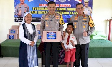 HUT-Lalu-Lintas-ke-69,-Kapolda-NTT-Berikan-Bantuan-Sosial-kepada-Gereja-dan-Panti-Asuhan