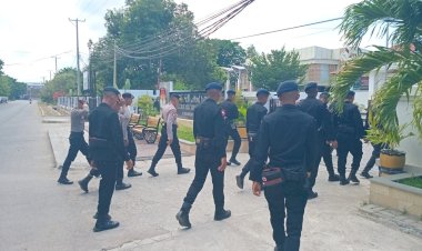 Patroli-Gabungan-Jaga-Kondusifitas-Menyambut-Pelantikan-Presiden-dan-Wakil-Presiden-serta-Tahapan-Pilkada-2024