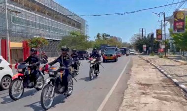 Jelang-Debat-Perdana-Paslon-Gubernur-dan-Wakil-Gubernur,-Satgas-Tindak-Ops-Mantap-Praja-Turangga-Gelar-Patroli-di-Kota-Kupang