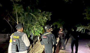 Polres-Flotim-Gelar-Patroli-Cipta-Kondisi,-Jaga-Stabilitas-di-Wilayah-Konflik-Adonara-Barat