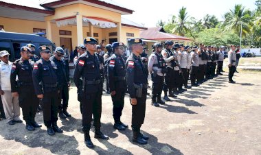 96-Personel-BKO-Polda-NTT-Tiba-di-Adonara-Barat,-Perkuat-Pengamanan-Konflik