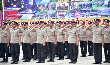 10-dari-237-Bintara-Polri-Baru-Polda-NTT-Dapat-Penugasan-ke-Luar-Wilayah