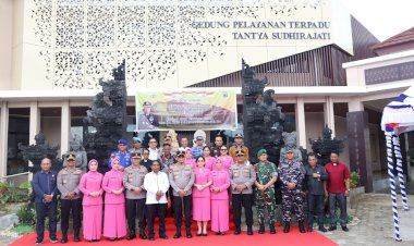Kapolda-NTT-Resmikan-Gedung-Pelayanan-Terpadu-Polres-Rote-Ndao
