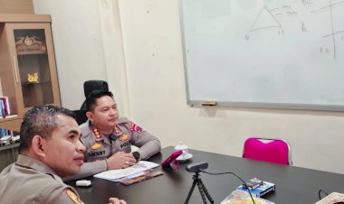 Kabidhumas-Polda-NTT-Jadi-Narasumber-Forum-Belajar-Bersama:-Dorong-Strategi-Komunikasi-Publik-Bangun-Citra-Polri
