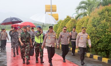 Kapolda-NTT-dan-Pangdam-IX/Udayana-Tiba-di-Maumere,-Tinjau-Kesiapan-Pengamanan-Kunjungan-Wapres-RI