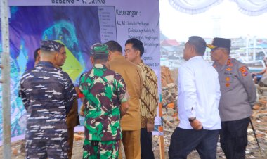 Kunker-ke-Sikka,-Wapres-Gibran-Bantu-Petani-dan-Nelayan,-TNI-Polri-Siaga-Penuh