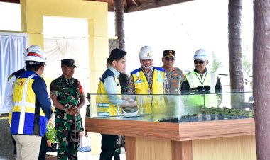 Pastikan-Aman,-Kapolda-NTT-Dampingi-Wapres-Gibran-Tinjau-Progres-Bendungan-Tefmo/Manikin-di-Kupang