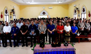 Hadir-Bukan-Karena-Takut-Atasan,-Tapi-Rindu-Bertemu-Tuhan-–-Pesan-Tegas-di-Binroh-Polda-NTT