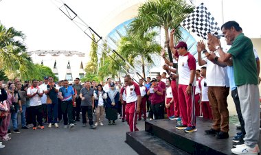 Polda-NTT-Gelar-Jalan-Sehat-Sambut-HUT-Bhayangkara-ke-79