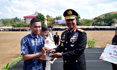 PENJAGA-WARISAN,-PENGGERAK-MARTABAT-DAN-EKONOMI-LOKAL:-TENUN-IKAT-DI-PUNDAK-BHAYANGKARA