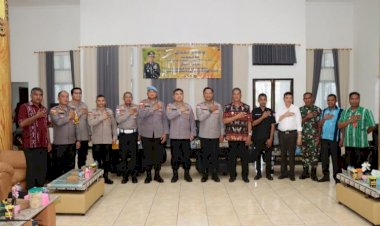 Wakapolda-NTT-Kunjugan-Kerja-ke-Sumba-Tengah,-Dorong-Percepatan-Pembangunan