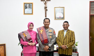 Silaturahmi-Kapolda-NTT-ke-Keuskupan-Atambua:-Sinergi-Iman-dan-Keamanan-Jaga-Perbatasan