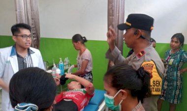 Cepat-dan-Sigap!-Polda-NTT-dan-Dinas-Kesehatan-TTU-Evakuasi-Korban-Kecelakaan-Pembalap-Sepeda-Tour-de-Entete-2025-pada-Stage-2
