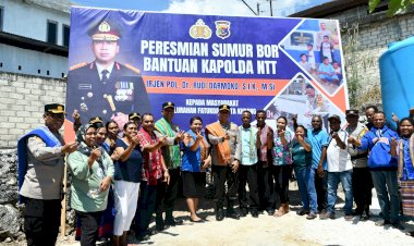 “Air-Su-Dekat”:-Warga-Fatukoa-Bahagia-Sambut-Sumur-Bor-Bantuan-Kapolda-NTT