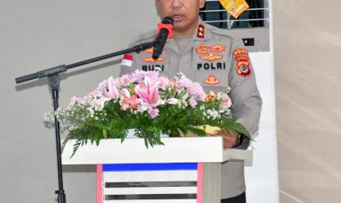 Kapolda-NTT-Hadiri-Syukuran-Hari-Kesatuan-Gerak-Bhayangkari-ke-73-Tahun-2025-di-Mapolda-NTT