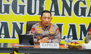 Kapolri-Pimpin-Rakor-Bencana-dengan-Forkopimda-Sumut,-Bahu-Membahu-Tangani-Bencana