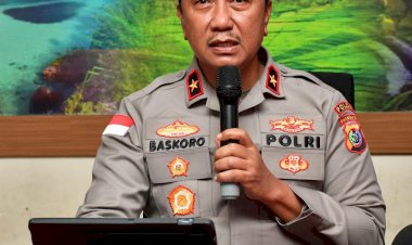 Wakapolda-NTT-Pimpin-Konferensi-Pers:-Kasus-Pembunuhan-Terencana-Sebastian-Bokol-3-Tahun-Lalu-Terungkap,-7-Pelaku-Ditangkap,-Keadilan-Segera-Tegak