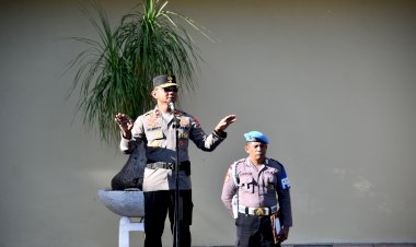 Pamit-dan-Sambut-Pejabat-Polda-NTT,-“Datang-Tampak-Muka,-Pergi-Tampak-Punggung”