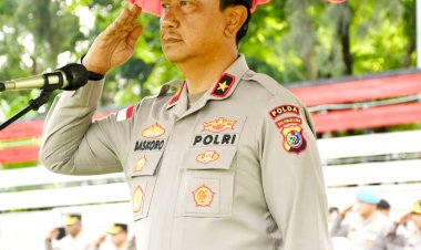 Wakapolda-NTT-Pimpin-Upacara-Kesadaran-Nasional,-Tekankan-Profesionalisme,-Integritas,-dan-Pelayanan-Humanis