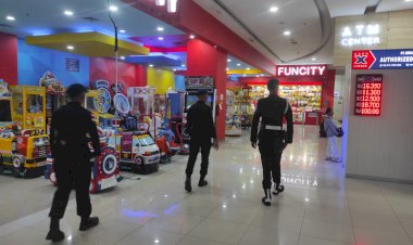 Ops-Ketupat-Turangga-2026:-Satgas-Tindak-Polda-NTT-Intensifkan-Patroli,-Aktivitas-Masyarakat-di-Kupang-Terpantau-Aman