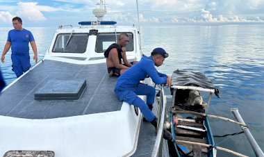 Ditpolairud-Polda-NTT-Gagalkan-Aksi-Bom-Ikan-di-Perairan-Maumere,-Dua-Nelayan-Diamankan