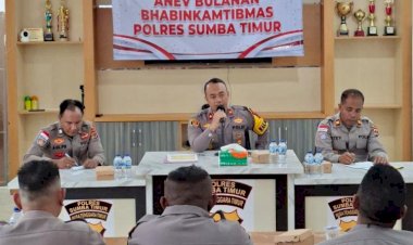 Wakapolres-Sumba-Timur-Tekankan-Disiplin-dan-Deteksi-Dini-dalam-Anev-Bhabinkamtibmas