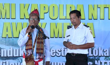 Tetua-adat-dan-Kades-Bolok-apresiasi-Kapolda-NTT-atas-kepedulian-pengembangan-wisata-lokal-Gua-Kristal