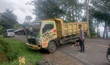 Layanan-110-Bergerak-Cepat,-Kecelakaan-Dump-Truk-di-Manggarai-Barat-Ditangani-Tanpa-Korban-Jiwa
