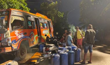 Satbrimob-Polda-NTT-Bongkar-Dugaan-Penimbunan-BBM-Subsidi-di-Kupang,-Ratusan-Liter-Diamankan