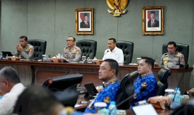 Polri-Siagakan-Puluhan-Ribu-Personel-dan-Perkuat-Sarana-Operasional-Hadapi-Ancaman-Karhutla-2026