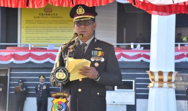 Dirresnarkoba-Polda-NTT-Pimpin-Upacara-HUT-ke-81-Kemerdekaan-RI,-Tekankan-Makna-Kemerdekaan-di-Tengah-Bencana-Flores