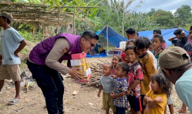 Polri-Hadir-Pulihkan-Trauma-Penyintas-Gempa,-Polres-Manggarai-Bantu-Anak-Anak-Kembali-Tersenyum