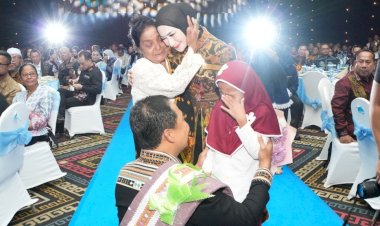 Jejak-Kepedulian-Komjen-Pol.-Rudi-Darmoko,-Bantuan-Renovasi-Rumah-dan-Perlengkapan-Sekolah-Warnai-Kenal-Pamit-Kapolda-NTT