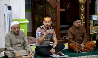 Subuh-Keliling-di-Masjid-Nurul-Hidayah,-Wakapolda-NTT-Ajak-Masyarakat-Perkuat-Sinergi-Jaga-Kamtibmas