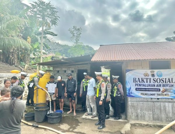 Sambut Hari Bhayangkara ke-80, Polres Ende Salurkan 15.000 Liter Air Bersih untuk Warga Onekore