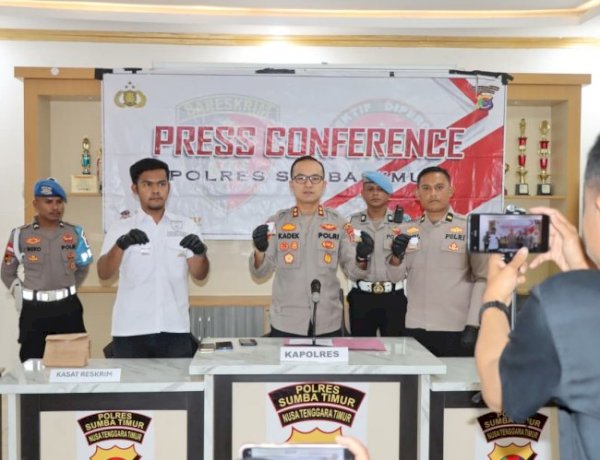 Bawa Pasir Emas Diduga Hasil Tambang Ilegal, Warga Umalulu Diamankan Polisi di Pelabuhan Waingapu