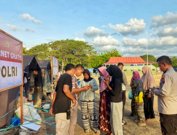 Polri Lewat TIK Polres Nagekeo Hadirkan Internet Gratis di Tengah Pengungsian Korban Gempa