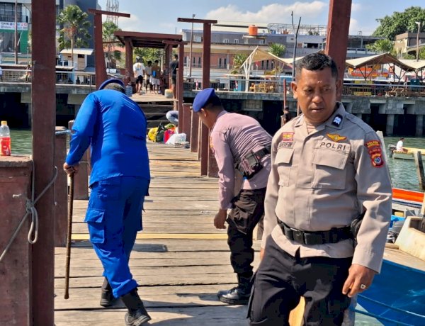 Respon Cepat Keluhan di Medsos, Sat Polairud Polres Mabar Perbaiki Dermaga Kampung Ujung yang Lapuk