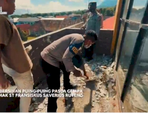 Bersihkan Puing, Pulihkan Harapan: Polres Manggarai Gotong Royong Hidupkan Kembali Sekolah Pascagempa