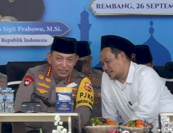 Kapolri Jenderal Listyo Sigit Hadiri Ngaji Kebangsaan di Ponpes Gus Baha