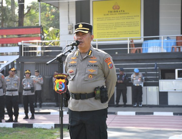 Irwasda Polda NTT Pimpin Apel Siaga Pengamanan Dua Tahun Kepemimpinan Presiden RI, Personel Diminta Tetap Siaga dan Disiplin