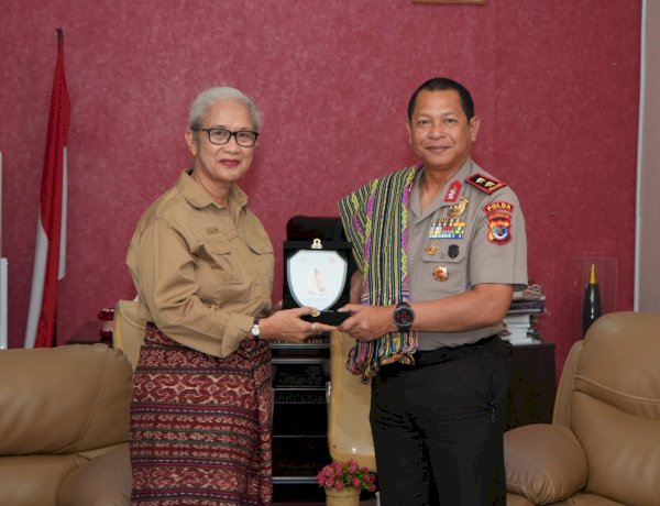 Kapolda NTT Irjen Pol. Reza Arief Dewanto Silaturahmi dengan Ketua DPRD NTT, Perkuat Sinergi Polri dan Legislatif