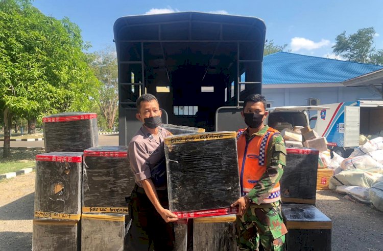 Bantuan Kebutuhan Medis dan Alat Kesehatan Untuk Polda NTT dari Perhimpunan Indonesia Tionghoa Tiba di Kupang