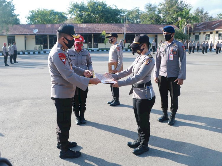 Lepas Siswa SIP Angkatan 49, Kapolda NTT Ingatkan Tetap Jaga Kesehatan