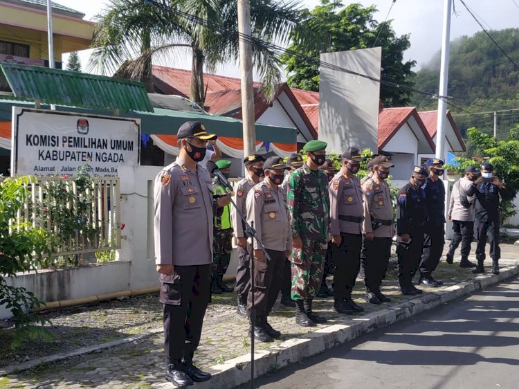 Personil Gabungan TNI – Polri Laksanakan Apel Pengamanan Rapat Pleno Tingkat Kabupaten Ngada
