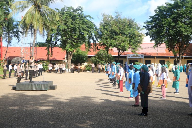 Sebagai Pejuang Kesehatan dan Garda Terdepan Penanganan Covid-19, Nakes RSB Titus Uly Kupang Diberi Penghormatan Khusus Kapolda Bersama Seluruh Anggota Polda NTT