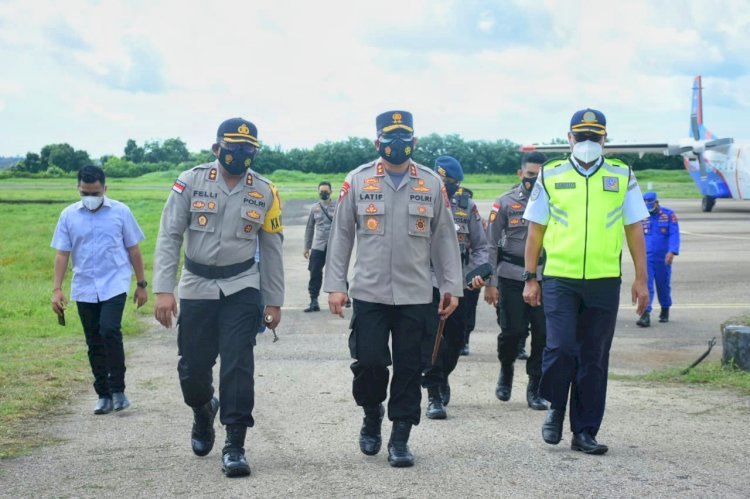 Kapolda NTT Terjun Langsung Tinjau Bencana Alam di Adonara