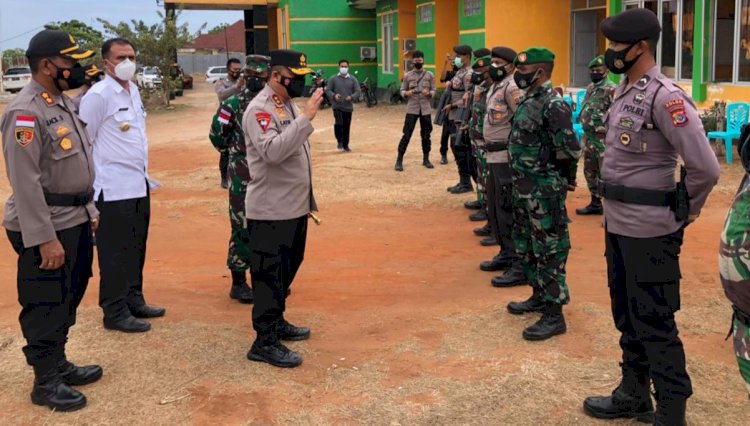 Kapolda NTT Minta Personil Pengamanan PSU Ingatkan Masyarakat Taati Prokes di TPS