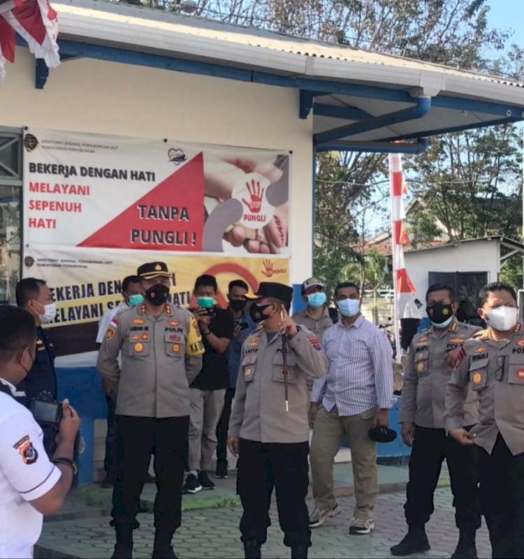 Kunjungan Kerja ke Labuan Bajo, Kapolda NTT Cek Kesiapan Mako Unit Patroli Polair